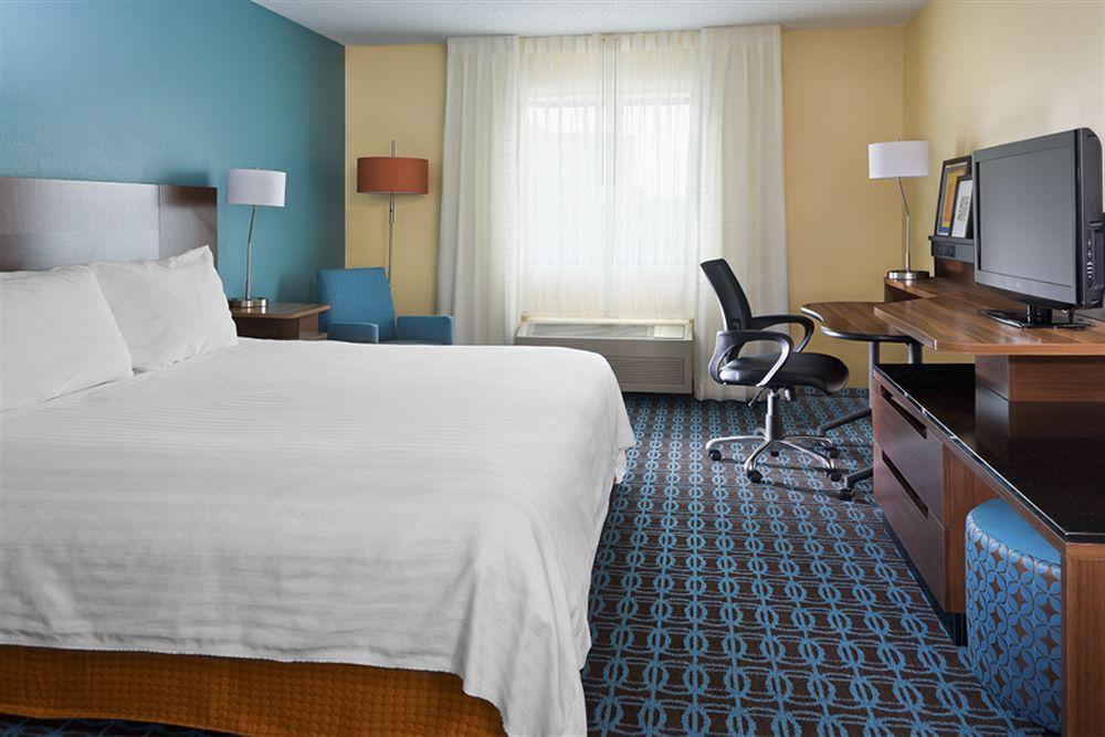 Fairfield Inn & Suites Mansfield Ontario Exterior photo